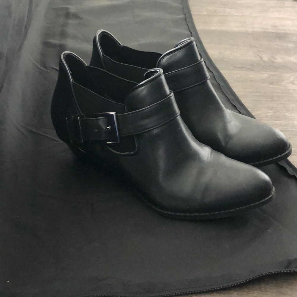 Women’s Dress Booties Size 6